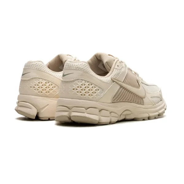 Nike Vomero 5 Beige - Imagen 4