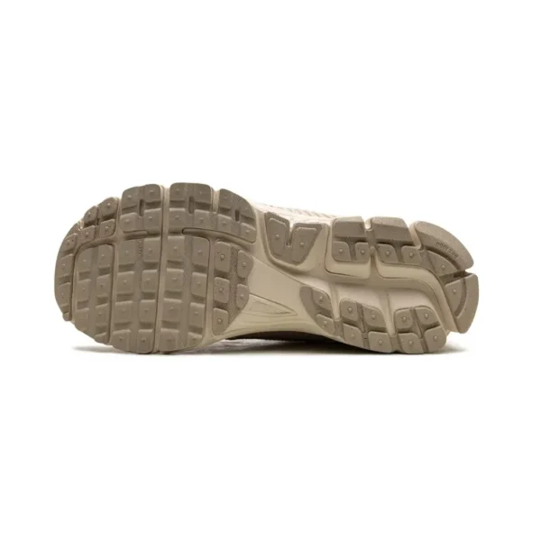 Nike Vomero 5 Beige - Imagen 5