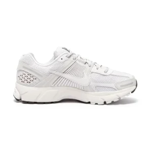 Nike Vomero 5 White